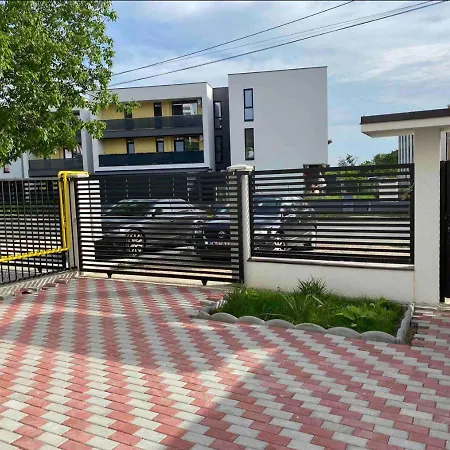 Cozy With 2rooms 아파트